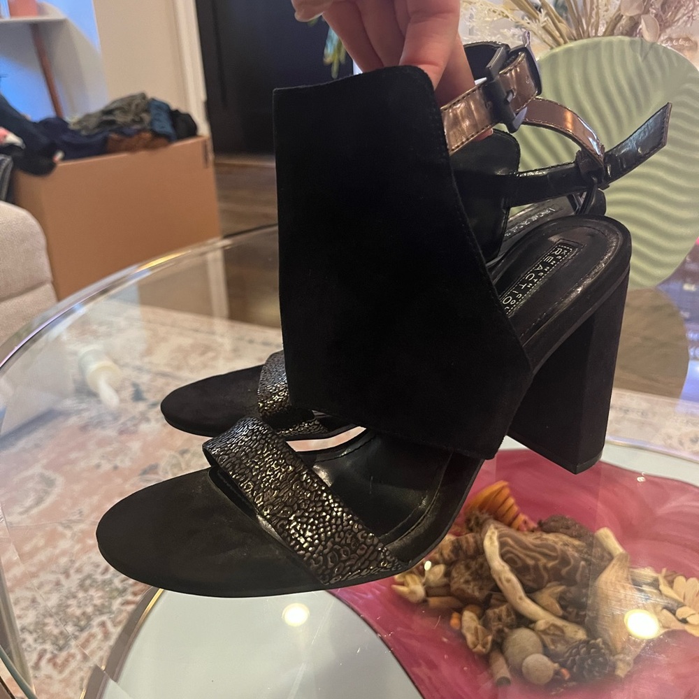 Kenneth Cole Reaction: Black Suede Strappy Heeled Sandal